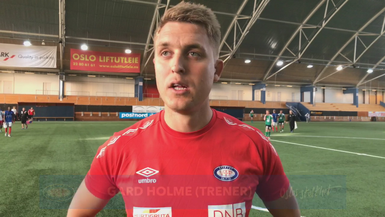 Gard Holme og Herman Stengel etter kampen mot FInnsnes